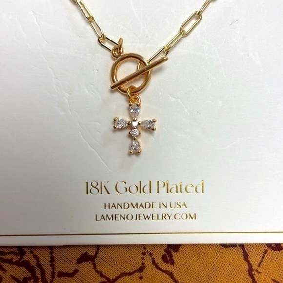 Brand New La Meno 18K Gold Plated Cross Chain Necklace Crystals Christian - Picture 6 of 12